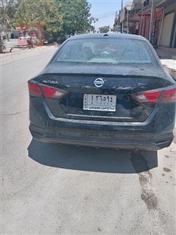 نيسان ألتيما